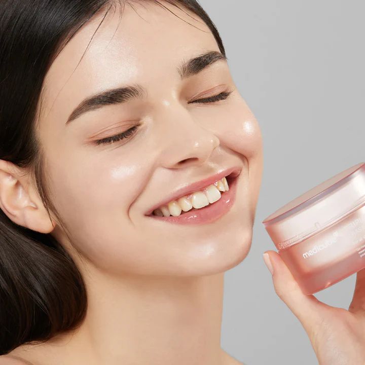 Medicube - Triple Collagen Cream (Yaşlanma ve Leke Karşıtı Kolajenli Krem) 50ml